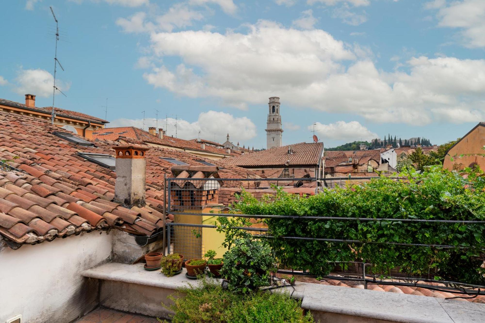 Terrazza Garibaldi Apartamento Verona Exterior foto